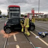 Verkehrsunfall PKW Straßenbahn.