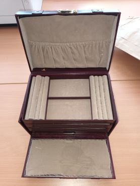Aufgefundene Schatulle
